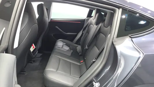 Tesla 3 AWD 2026 27