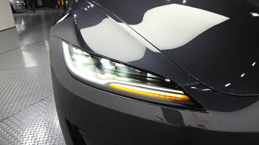 Tesla 3 AWD 2026 23