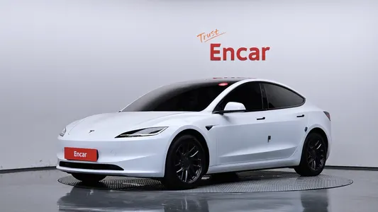Tesla 3 AWD 2024