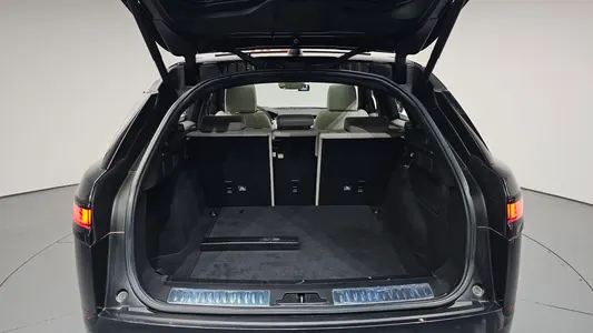 Land Rover 레인지로버 벨라 3.0 D300 R- HSE 2018 19