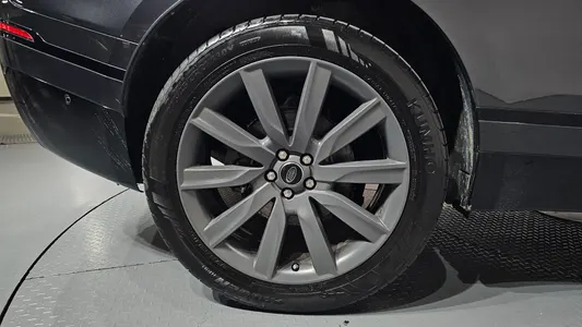 Land Rover 레인지로버 벨라 3.0 D300 R- HSE 2018 21