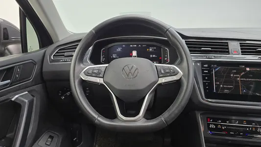 Volkswagen 2 2.0 TDI 2022 13