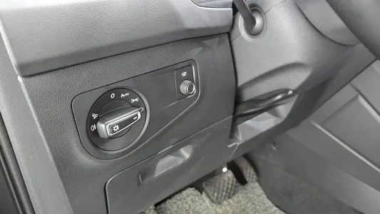 Volkswagen 2 2.0 TDI 2022 18