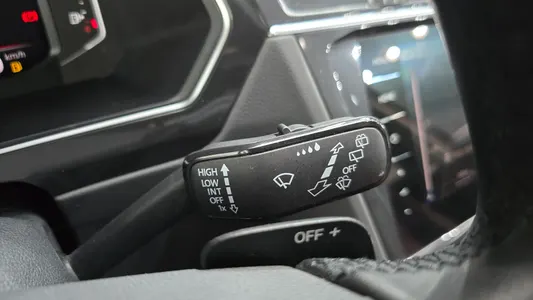 Volkswagen 2 2.0 TDI 2022 29