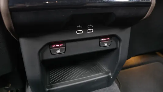 BMW 5 Series (G60) 520i M 2025 13