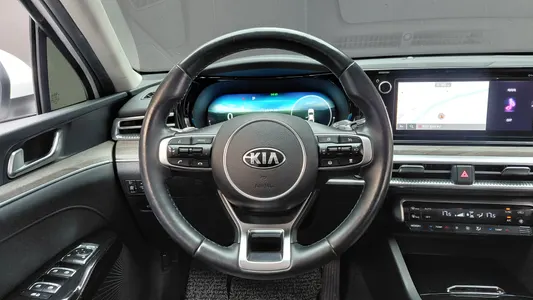 Kia K5 3 2.0 2021 14