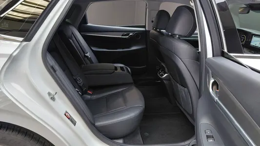 Hyundai IG 2.5 2021 11
