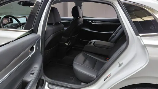 Hyundai IG 2.5 2021 12