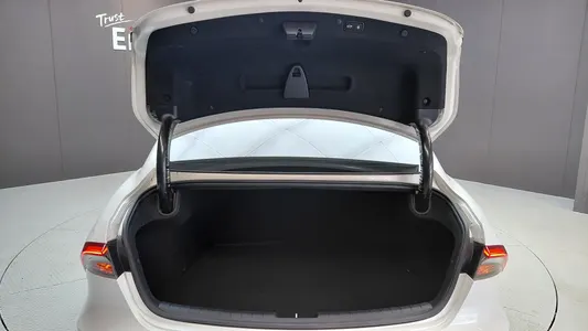 Hyundai IG 2.5 2021 17