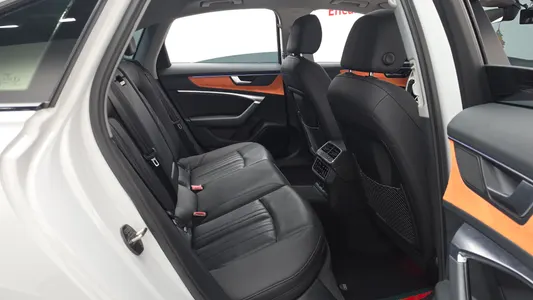 Audi A6 (C8) 45 TFSI 2020 11