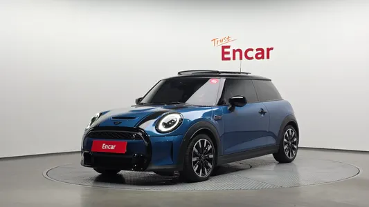 MINI S 2022