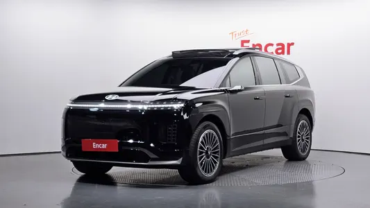 Hyundai 9 AWD 2025