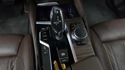 BMW 5 Series (G30) 530i xDrive M 2017 9