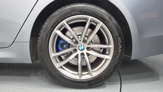 BMW 5 Series (G30) 530i xDrive M 2017 21