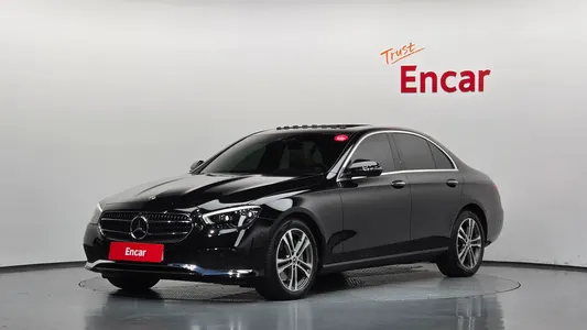 Mercedes-Benz E-Class W213 E350 4MATIC 2022
