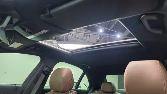 Mercedes-Benz E-Class W213 E350 4MATIC 2022 18