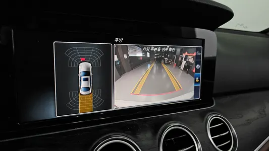 Mercedes-Benz E-Class W213 E220d 2016 15