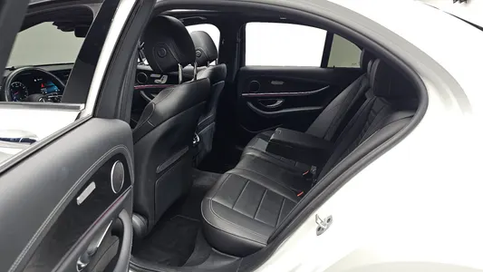 Mercedes-Benz E-Class W213 E250 AMG Line 2023 10