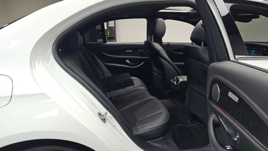 Mercedes-Benz E-Class W213 E250 AMG Line 2023 11