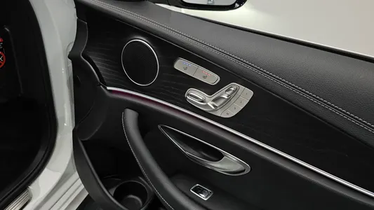 Mercedes-Benz E-Class W213 E250 AMG Line 2023 29