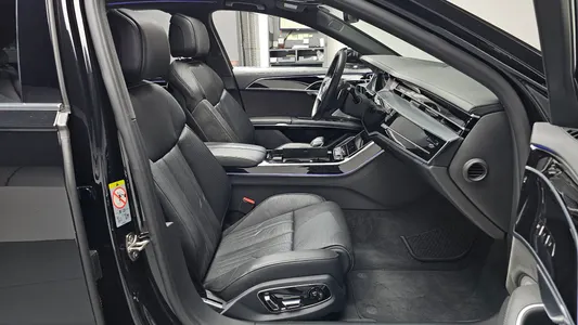Audi A8 (D5) 55 TFSI LWB 2020 10