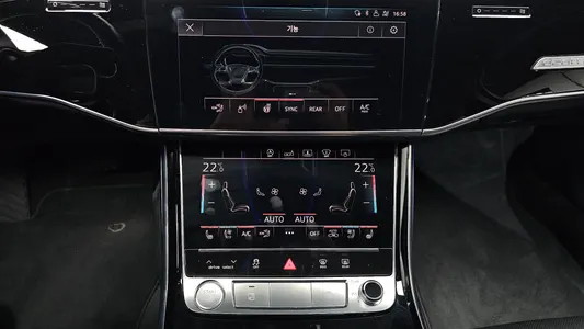 Audi A8 (D5) 55 TFSI LWB 2020 16