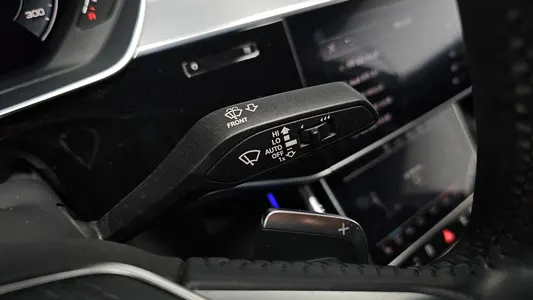 Audi A8 (D5) 55 TFSI LWB 2020 29
