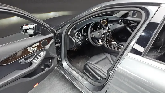 Mercedes-Benz C-Class W205 C200 4MATIC 2018 10