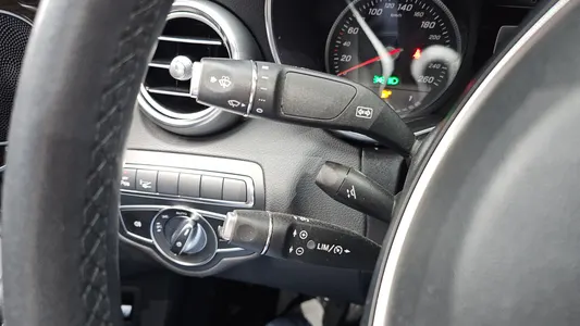 Mercedes-Benz C-Class W205 C200 4MATIC 2018 28