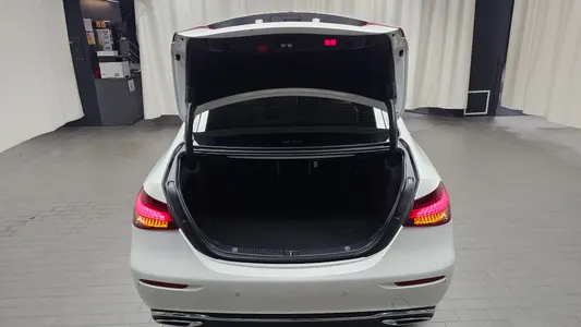 Mercedes-Benz E-Class W213 E250 2022 15
