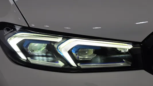 BMW 3 Series (G20) 320i M 2023 22