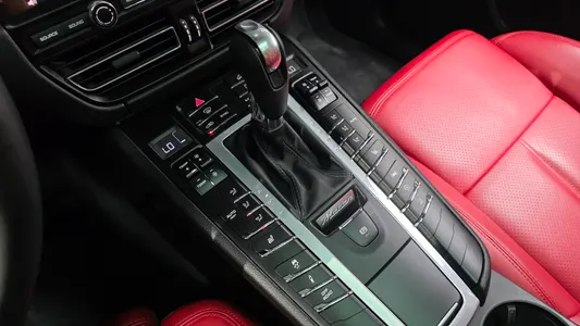 Porsche 마칸 2.0 2021 9