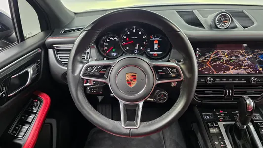 Porsche 마칸 2.0 2021 13