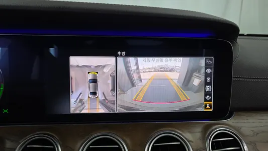 Mercedes-Benz E-Class W213 E300e 2019 15