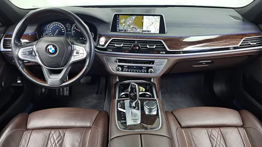 BMW 7 Series (G11) 730d xDrive 2016 7