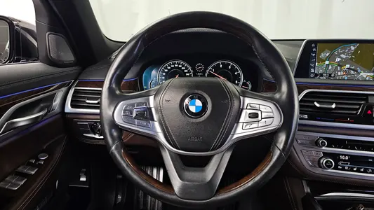 BMW 7 Series (G11) 730d xDrive 2016 13
