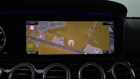 Mercedes-Benz E-Class W213 E450 4MATIC 2020 31
