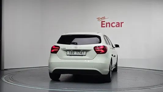 Mercedes-Benz A-Class W176 A200 2016 4