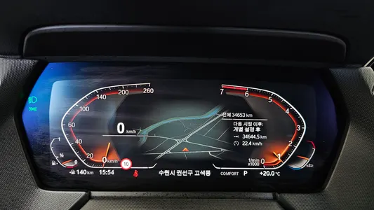 BMW 1 Series (F40) 120i 2021 8