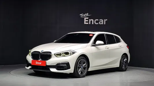 BMW 1 Series (F40) 120i 2021