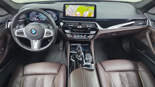 BMW 5 Series (G30) 530e M 2021 6