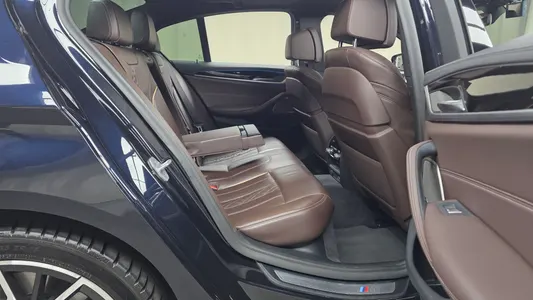 BMW 5 Series (G30) 530e M 2021 10