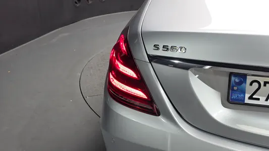Mercedes-Benz S-Class W222 S560L 4MATIC 2019 23
