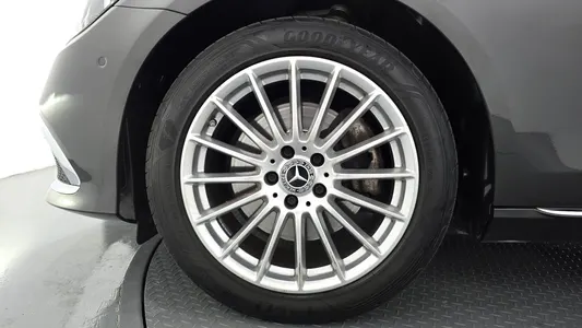 Mercedes-Benz E-Class W213 E250 2022 5