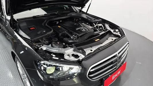 Mercedes-Benz E-Class W213 E250 2022 6