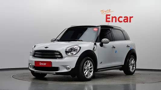 MINI D ALL4 2016