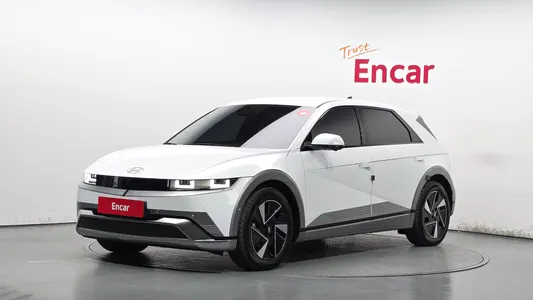 Hyundai 5 AWD 2025