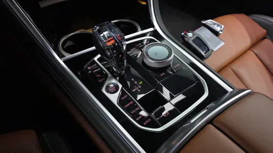 BMW 8 Series (G15) M850i xDrive 2023 9