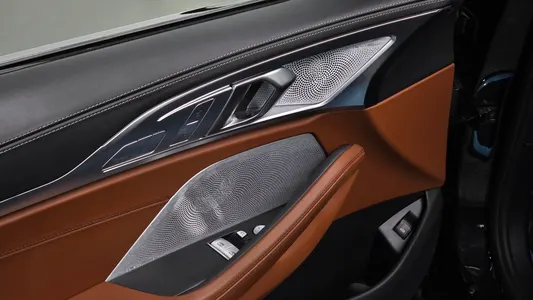 BMW 8 Series (G15) M850i xDrive 2023 16