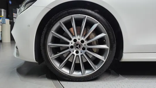 Mercedes-Benz E-Class W213 E350 4MATIC AMG Line 2020 5